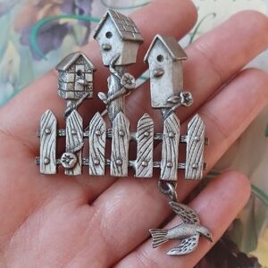 Vintage Spoontiques #4189 Birdhouse Articulated Brooch 🐦‍⬛